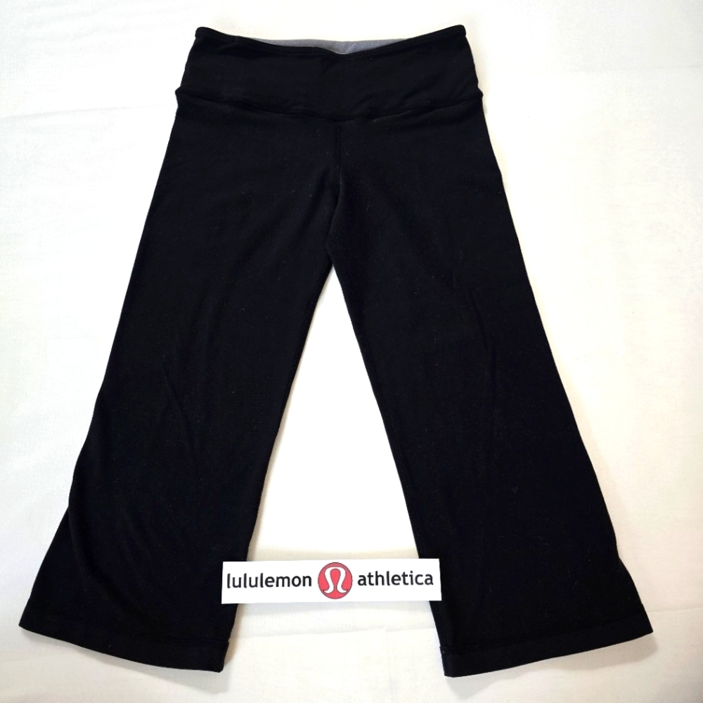 Lululemon Flare Cropped Reversible, leggings.